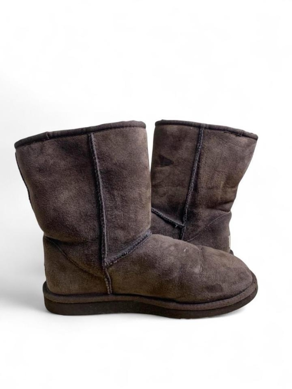 UGG Classic Short Boots Chocolate Brown Size 9